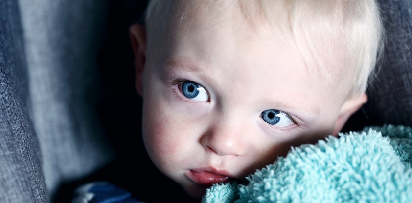 Maltraitance chez les tout-petits : il est possible d'agir sur les facteurs de risque accentués par la crise actuelle