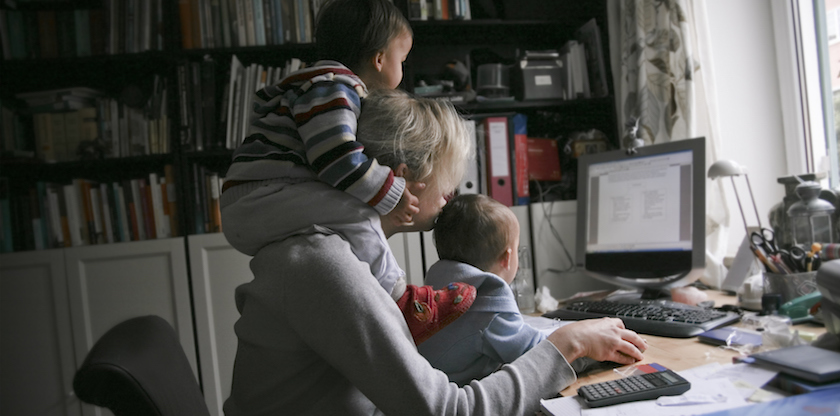 COVID-19 : diminuer le stress parental et favoriser la conciliation famille-travail