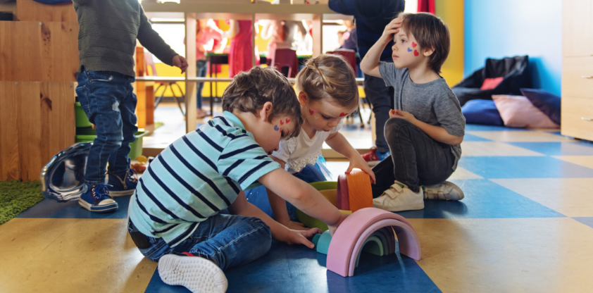 Des locaux temporaires pour accélérer la création de places en CPE