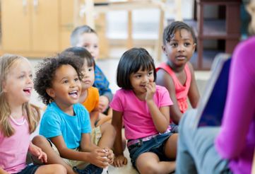 Les bibliothèques publiques, au cœur de l’inclusion sociale et de l’adaptation des familles immigrantes